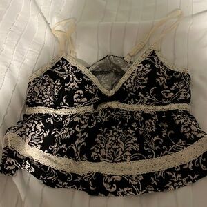 floral black and white cami top shopcider